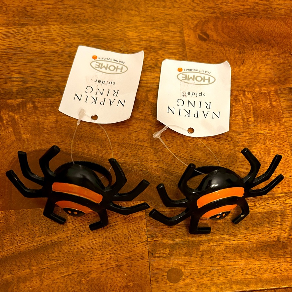Spider Napkin Rings - Picture 2 of 3
